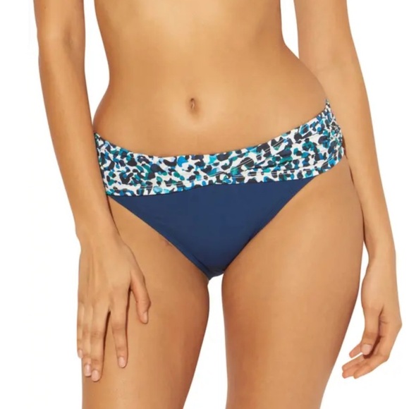 NWT BLEU BY ROD BEATTIE Kore Sarong Hipster Bikini Bottoms Navy Blue Animal Prnt - Picture 1 of 16